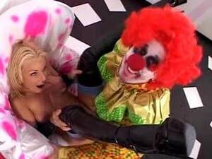 Funny Clown Porn - Jodie Moore Doesnt Think Fucking A Clown Is Funny : XXXBunker.com Porn Tube