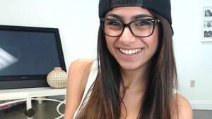 mai khalifa - Gone viral! Online petition urges Trump to appoint porn star Mia Khalifa as  US ambassador â€“ India TV