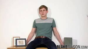 British Twink Porn - British amateur twink stips after an interview and jerks off - XVIDEOS.COM