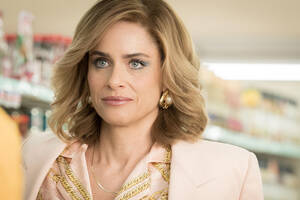 Amanda Peet Pussy - Dirty John Season 2 Review: Amanda Peet Kills as Betty Broderick in a  Career-Best Performance - TV Guide