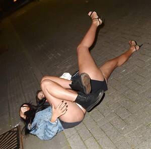 drunk black upskirt - Black Drunk Upskirts - XXGASM