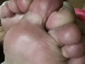 Fatty Feet - Fat feet fetish - tube.asexstories.com