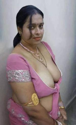 Beautiful Mallu House Wife Porn - 24 best hot images on Pinterest | Indian beauty, Indian girls and Auntie