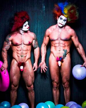 Clown Porn Nude Male Good Looking - Nude Male Clowns | Gay Fetish XXX