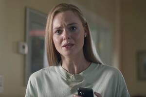 Elle Fanning Sex - Watch Elle Fanning in the Chilling The Girl From Plainville Trailer