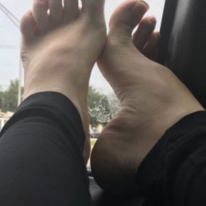 amateur feet archives - Amateur Feet - Porn Photos & Videos - EroMe