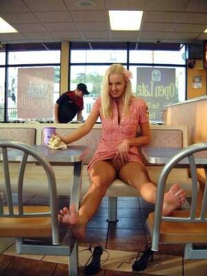 amateur waitress upskirt - Up Skirt Waitresses In Restaurants - XXGASM