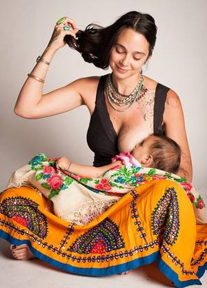 indian lactating pregnant boobs - Photographer Gets Diversity Right, Celebrates The Bodies Of Mothers Of All  Shapes