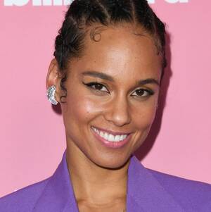 alicia keys anal - Alicia Keys Flaunts Abs In A Bikini IG Video To Celebrate Spring