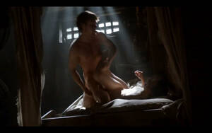 Alfie Allen Gay Porn - Alfie Allen, desnudo en la segunda temporada de 'Game of Thrones' |  CromosomaX