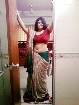 chubby indian housewife - Sexy Indian Housewife Chitra Part-II