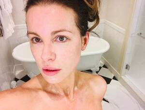 Kate Beckinsale Porn - Kate Beckinsale shares cheeky bath snap and boasts about her 'clean bum' |  The Sun