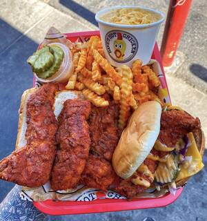 Hot Chicken Porn - LA's famous Dave's Hot Chicken in Troy, Mi : r/FoodPorn