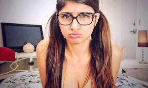 Mia Khalifa Anal Porn - Mia Khalifa Breaks Boundaries and Defies Expectation with a Career in Porn