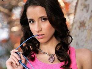 Belle Knox Porn 11 - Porn star Belle Knox challenges Pakistan censors after Twitter account is  blocked | The Independent | The Independent