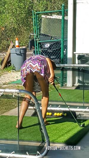 golf gallery upskirt - Hot upskirt on mini golf court - Voyeur Videos