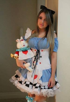 Alices Wonderland Porn - Alice wonderland porn - Alice wonderland porn jpg 600x871