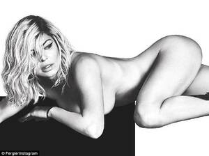 Fergie Celeb Porn - Fergie shares nude snap to promote album Double Dutchess | Daily Mail Online