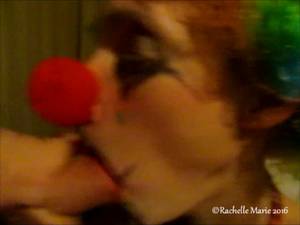 Clown Blowjob - Loading image of Rachelle069.