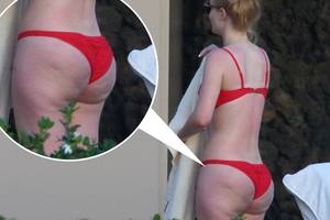 Iggy Azalea Porn Photoshop - Bootiful! Iggy Azalea shows off natural bum in skimpy red bikini proving  she doesn't need any Photoshop