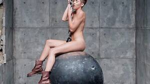 20 Years Old Miley Cyrus Porn - Miley Cyrus rides wrecking ball naked in new music video | SBS News