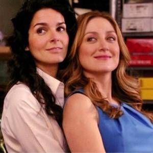 Angie Harmon Nude Lesbian - Rizzoli and Isles' Totally Play Up Lesbian Chemistry for Fanbase