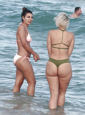 naked at beach candid shots - Beach candid nude ass