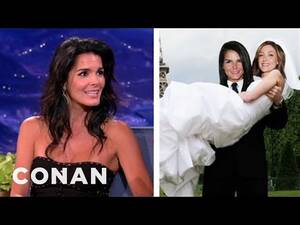 Angie Harmon Nude Lesbian - Angie Harmon Is Always The Man In Lesbian Fan-Fic | CONAN on TBS - YouTube