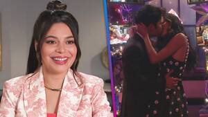 Miranda Cosgrove Nude Lesbian - Miranda Cosgrove Reacts to 'Creddie' Finally Dating on 'iCarly' Season 3  (Exclusive)