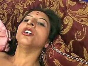 east indian fuck close - Hot East Indian Slut Chandra Fucks Intense : XXXBunker.com Porn Tube