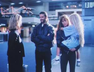 Kathleen Kinmont - C.I.A.-I Lorenzo Lamas & Kathleen Kinmont