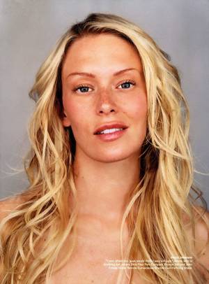 jenna - This is a picture of Jenna Jameson (porn queen) before all the surgeries  and without makeup. Wow. Why on earth would anyone mess with this???