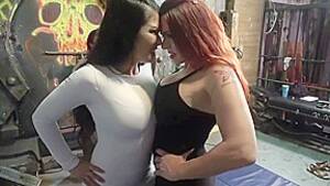 April Hunter Xxx Sex - April Hunter Vs Su Yung - Porn video | TXXX.com