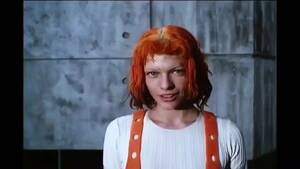 Milla Jovovich Hardcore Porn - The Fifth Element: Milla Jovovich screen testing Leeloo's costumes :  r/Moviesinthemaking