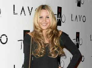 Amanda Bynes Blonde Porn - Amanda Bynes 'Off Her Meds' Before Psychotic Break