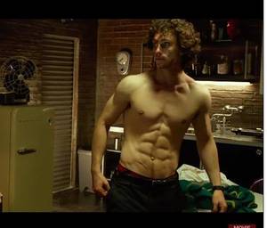 Aaron Taylor Johnson Porn - Aaron Taylor Johnson, Kick Ass 2, shirtless, six pack