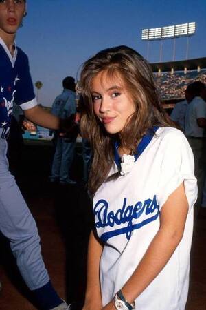 Alyssa Milano Porn Anime - Alyssa Milano 1990s â€œI used to sleep nude, until the earthquake.â€ :  r/OldSchoolCool