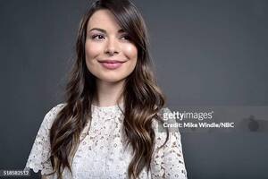 Miranda Cosgrove Porn Dp - 7,333 Miranda Cosgrove Photos & High Res Pictures - Getty Images