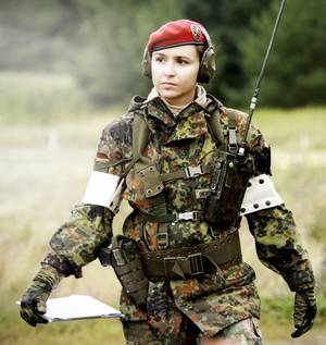 Army Girl Porn Captioned - women military germany bundeswehr beret psyop image - Females In Uniform  (Lovers Group)