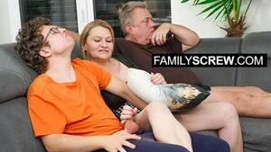 Full Family Sex Porn - Sex Hungry Mantrap's Shaved Action - FAPCAT