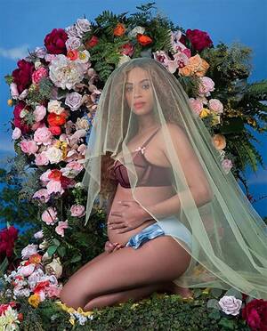 Drawn Celebrity Porn Beyonce - From the 'Unknown Lady' to BeyoncÃ©, 500 years of pregnancy portraits | CNN