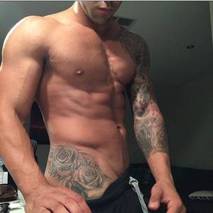 Bad Porn Tattoo Stomach Male - I would love to smell ur roses!