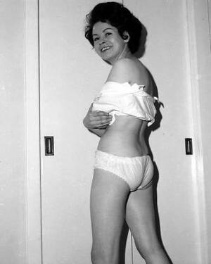 black and white vintage panties - Vintage Stockings,panties and pussy Porn Pictures, XXX Photos, Sex Images  #1038373 - PICTOA