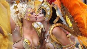 carnival lesbian sex - Karnaval Sex - 34 photos