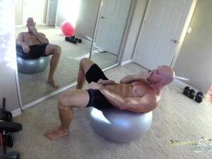 jerk off exercise - Porn Stud Johnny Sins Jerks Off While Working Out