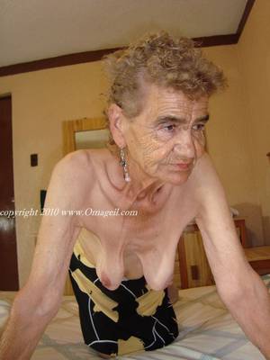 Granny Omageil - 