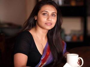 Loses Virginity Porn Natasha Portman - Talaash stills:Rani Mukerji goes de glam