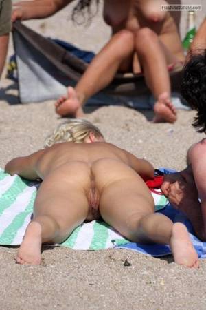 Meaty Pussy Beach - Voyeur Pics Public Nudity Pics Nude Beach Pics