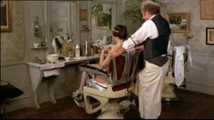 Barber Chair Sex - Barbearia sex Barber's beard barba - XVIDEOS.COM