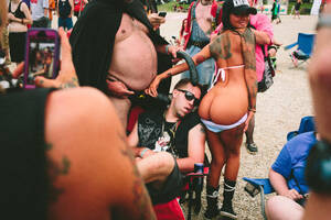 Insane Clown Posse Porn - Insane Gal Posse Gets NSFW at Gathering of the Juggalos - Fleshbot